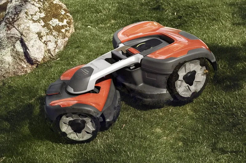 Automower® 535 AWD Professional