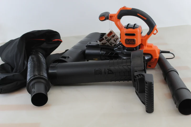 B-Ware Black Decker Laubsauger Gartensauger Laubbläser elektrisch Gartenpflege Gerät