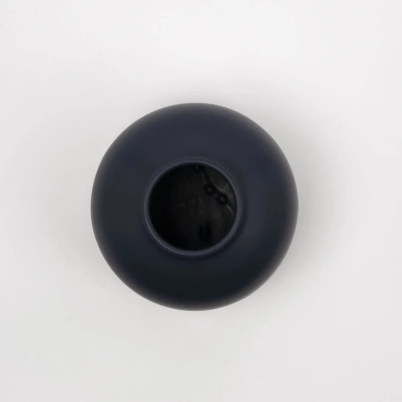 B-Ware RAAWII Vase Omar dunkelblau Vase Blumenvase Tischvase Steingutvase Steingut