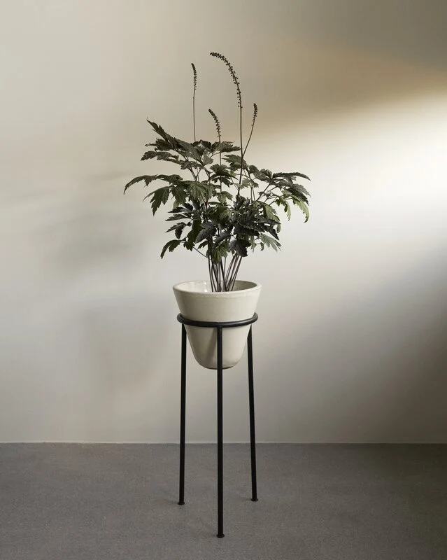 B-Ware Audo Pflanztopf Blumentopf Daiza Keramik Stahl beige schwarz elfenbein 65 cm