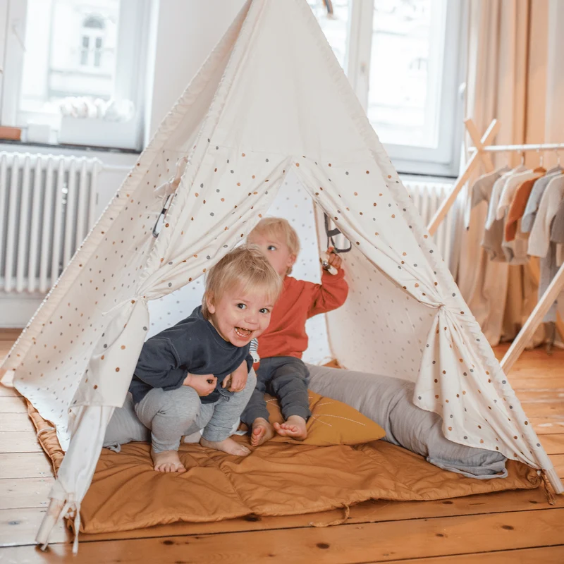 B-Ware LITTLE ONE Tipi Spielzelt Zelt Kinderzelt Matratze zwei Fenster Spielen