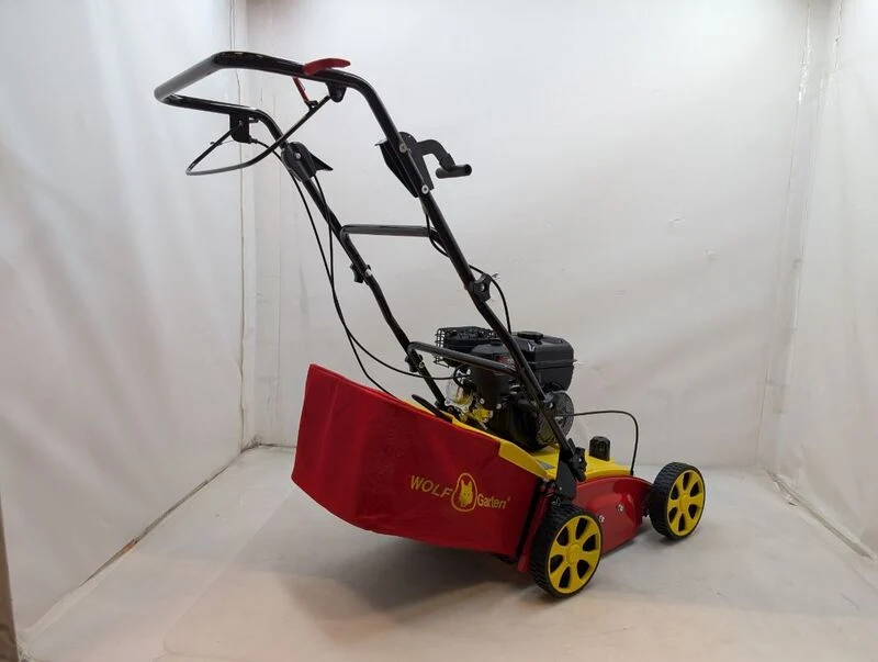B-Ware WOLF-Garten Benzin-Vertikutierer VA 357 B Rasenlüfter Gartenpflege 2,4kW 35cm